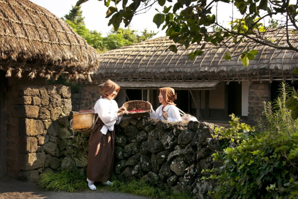 Jeju Folk Village Museum