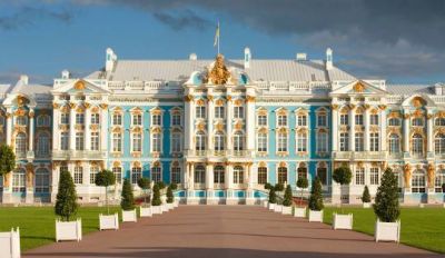 Catherine Palace (in Tsarskoye Selo)