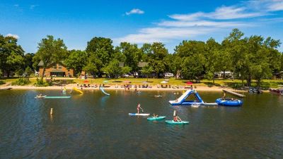 Recreational Resorts (along the shores of the reservoir)