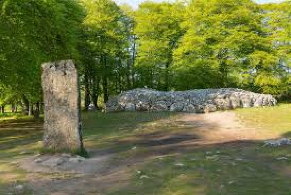 Clava Cairns